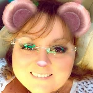 Meet your Posher, Annette